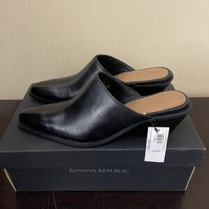 Banana Republic Women's Black Leather Pointed Toe Slip On Mule Heels